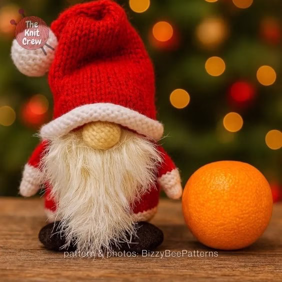 14 Santa Gonk - The Yarn Crew