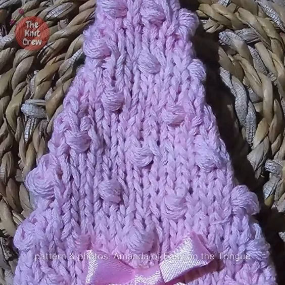 3 Tiny Knots Christmas Tree Ornament - The Yarn Crew