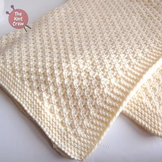 Easy Baby Blanket - 15 Easy Knitted Baby Afghan Patterns - The Knit Crew (2)